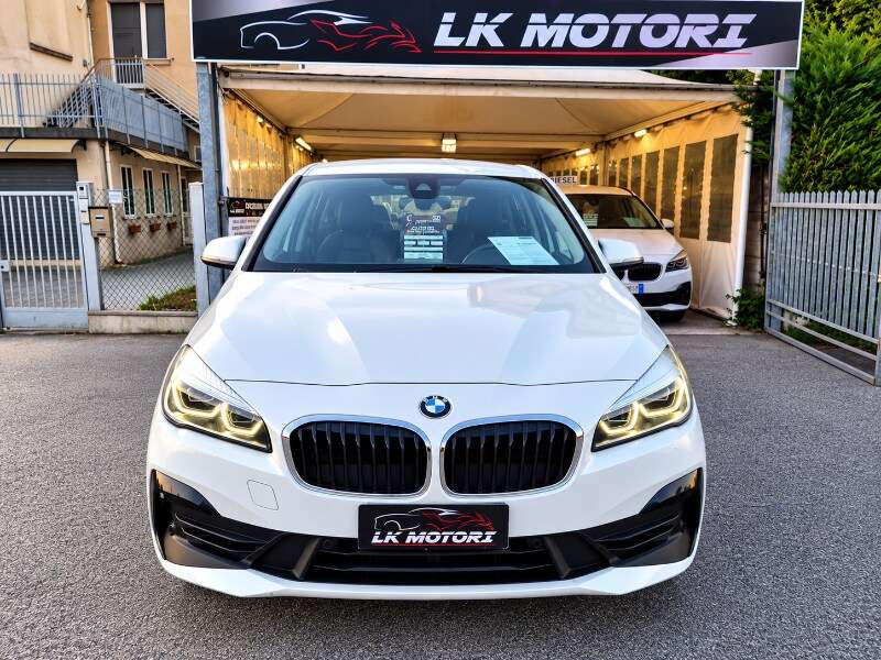 2021 BMW 216
