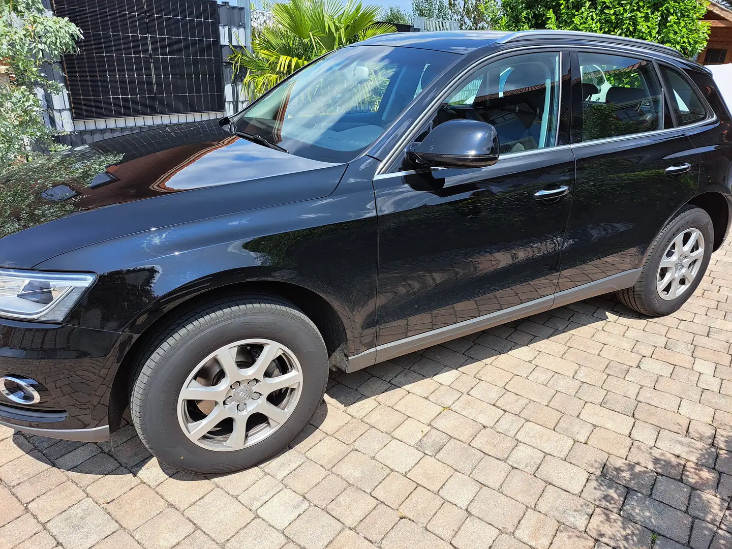 Audi Q5 Q5 2,0 TDI quattro Intense Intense Schwarz - 2