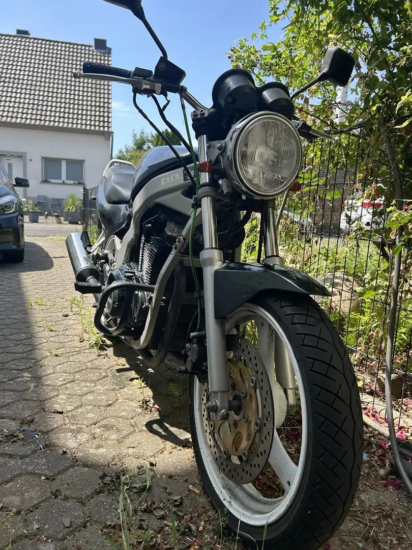 Suzuki GS 500 Schwarz - 1