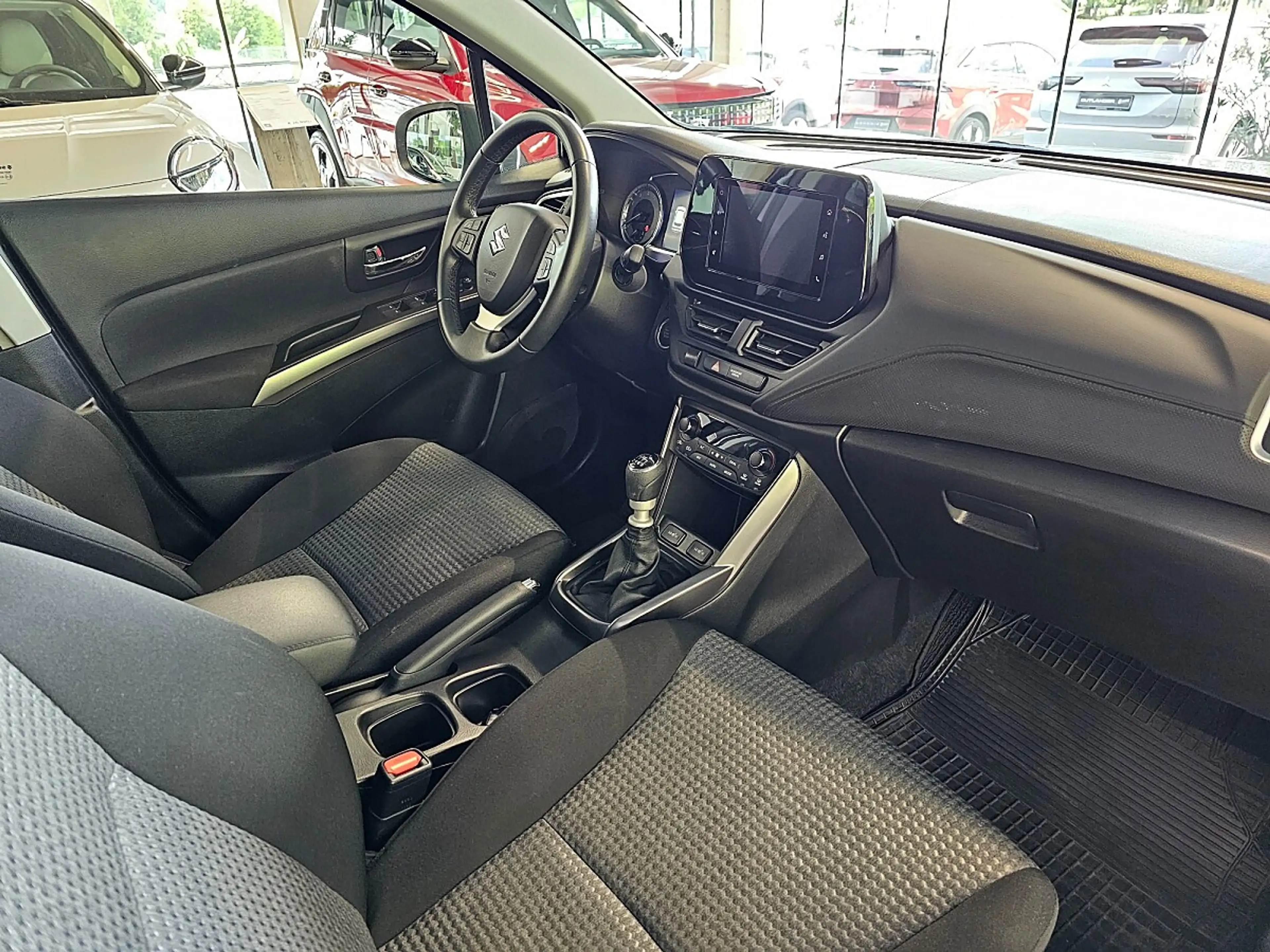 Suzuki SX4 S-Cross 1,4 DITC Hybrid shine — photo 8
