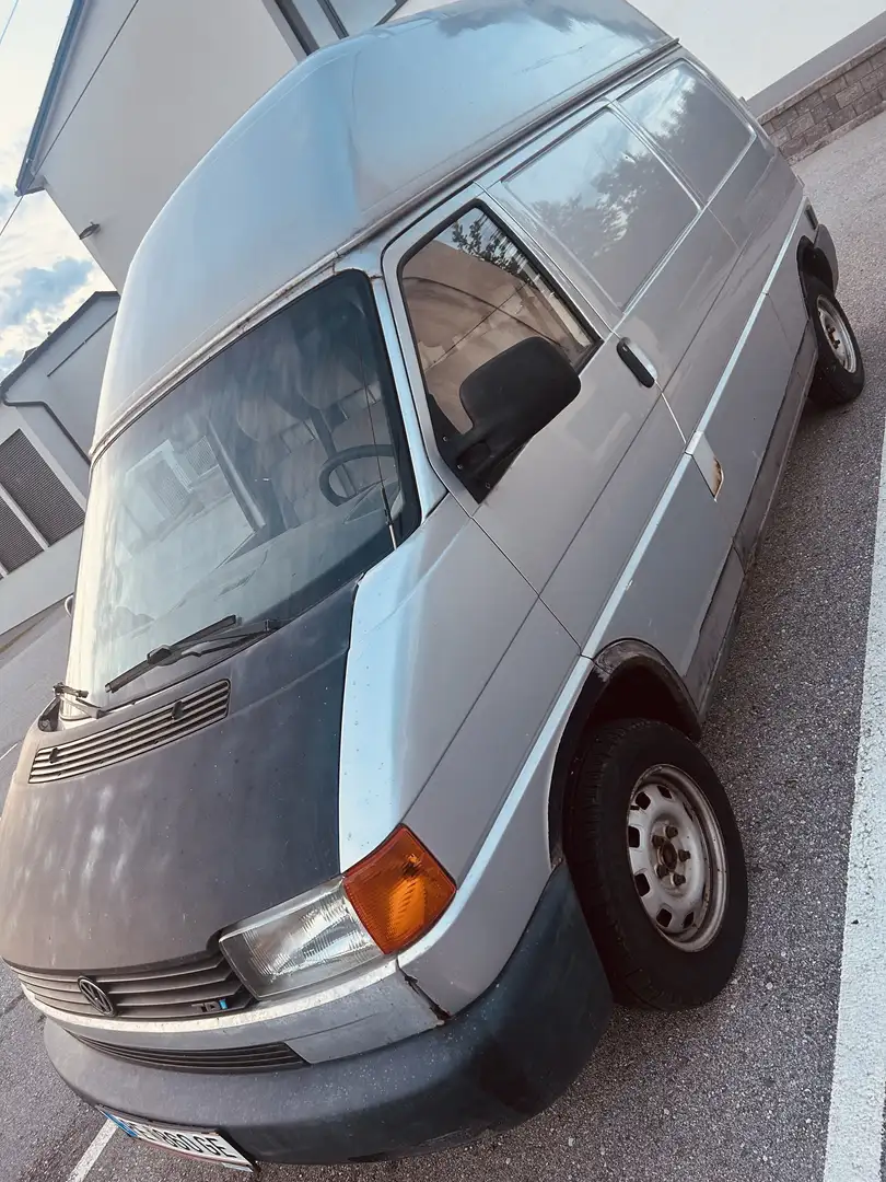 Volkswagen T4 - 1
