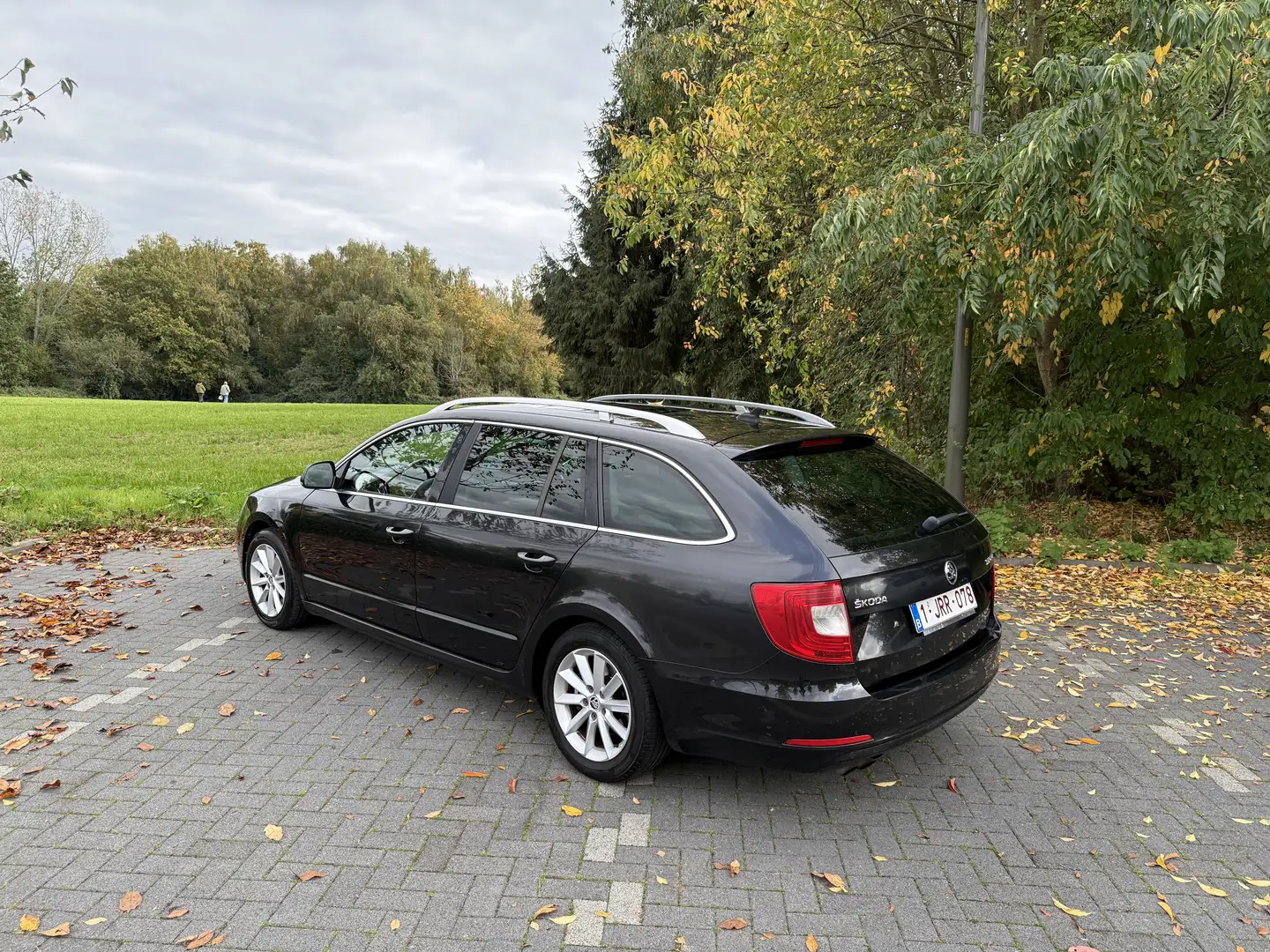Skoda Superb SW 1.6 CR TDi GreenLine Ambition - 2
