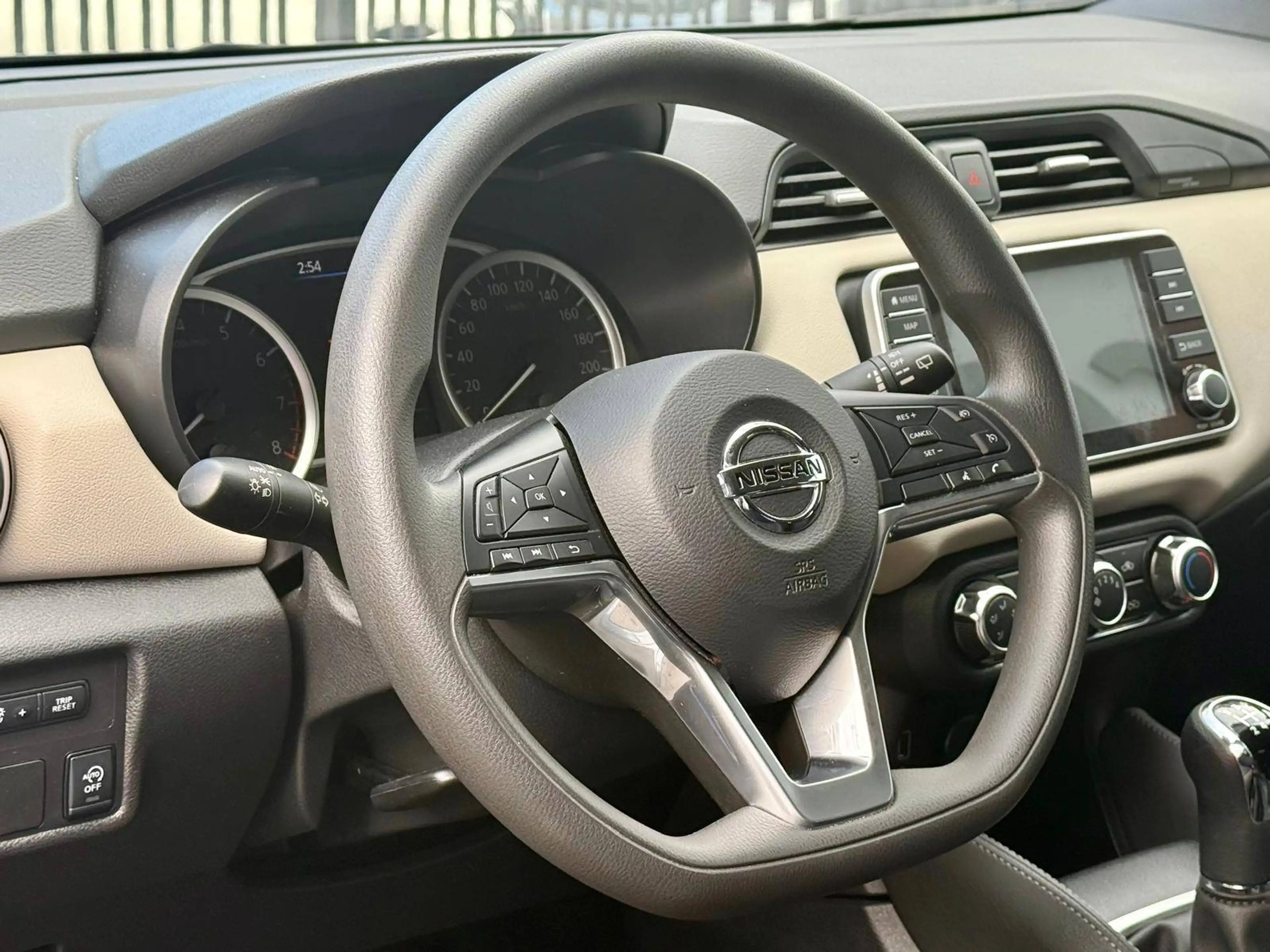 Nissan Micra 1.0 IG-T GPS CLIMATASITION CRUISE CONTROL — photo 11