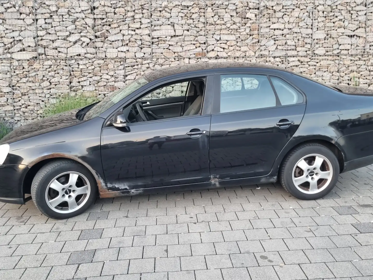 Volkswagen Jetta 1.6 Comfortline Nero - 2