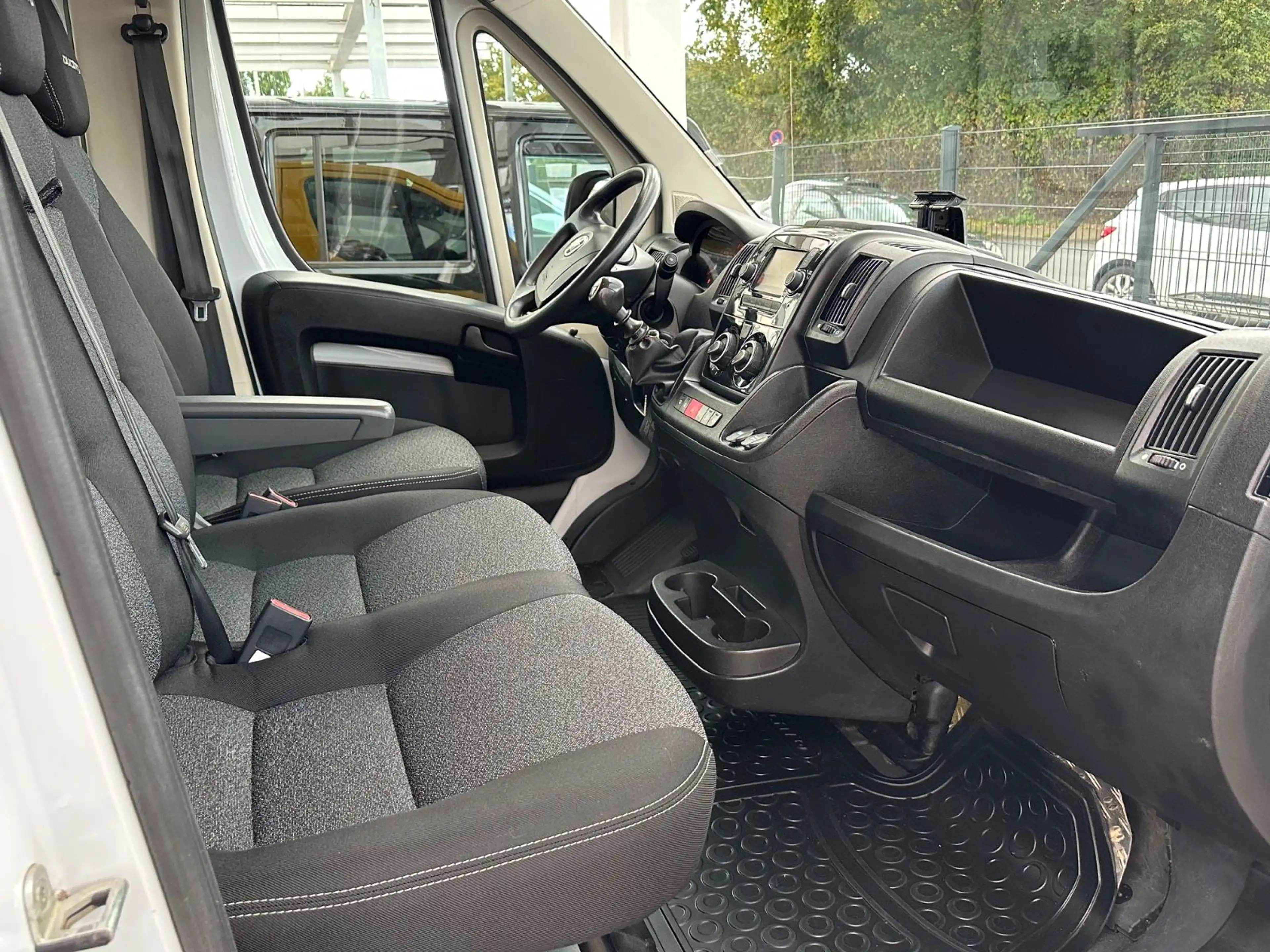 Fiat Ducato Maxi Pritsche Doppelk. 35 140 L5 P*Klima* — photo 7