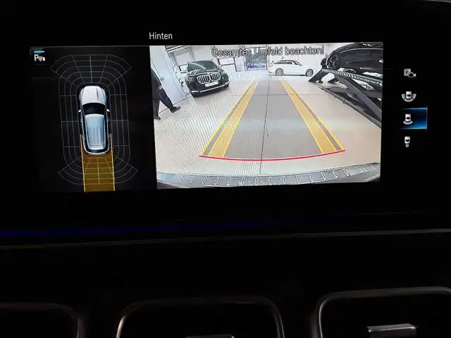 Mercedes-Benz GLE view 16
