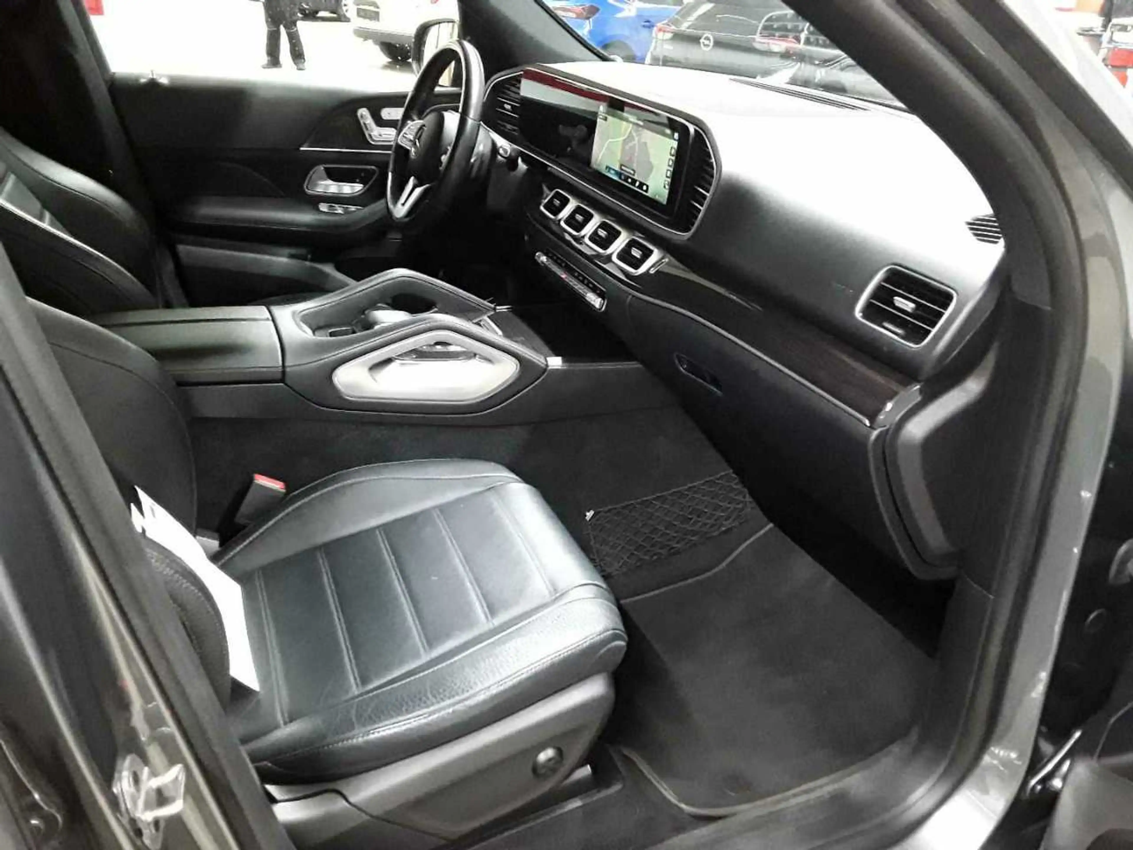 Mercedes-Benz GLE 350 GLE 350 d 4M-AMG Ext Beam PANO AHK — photo 8
