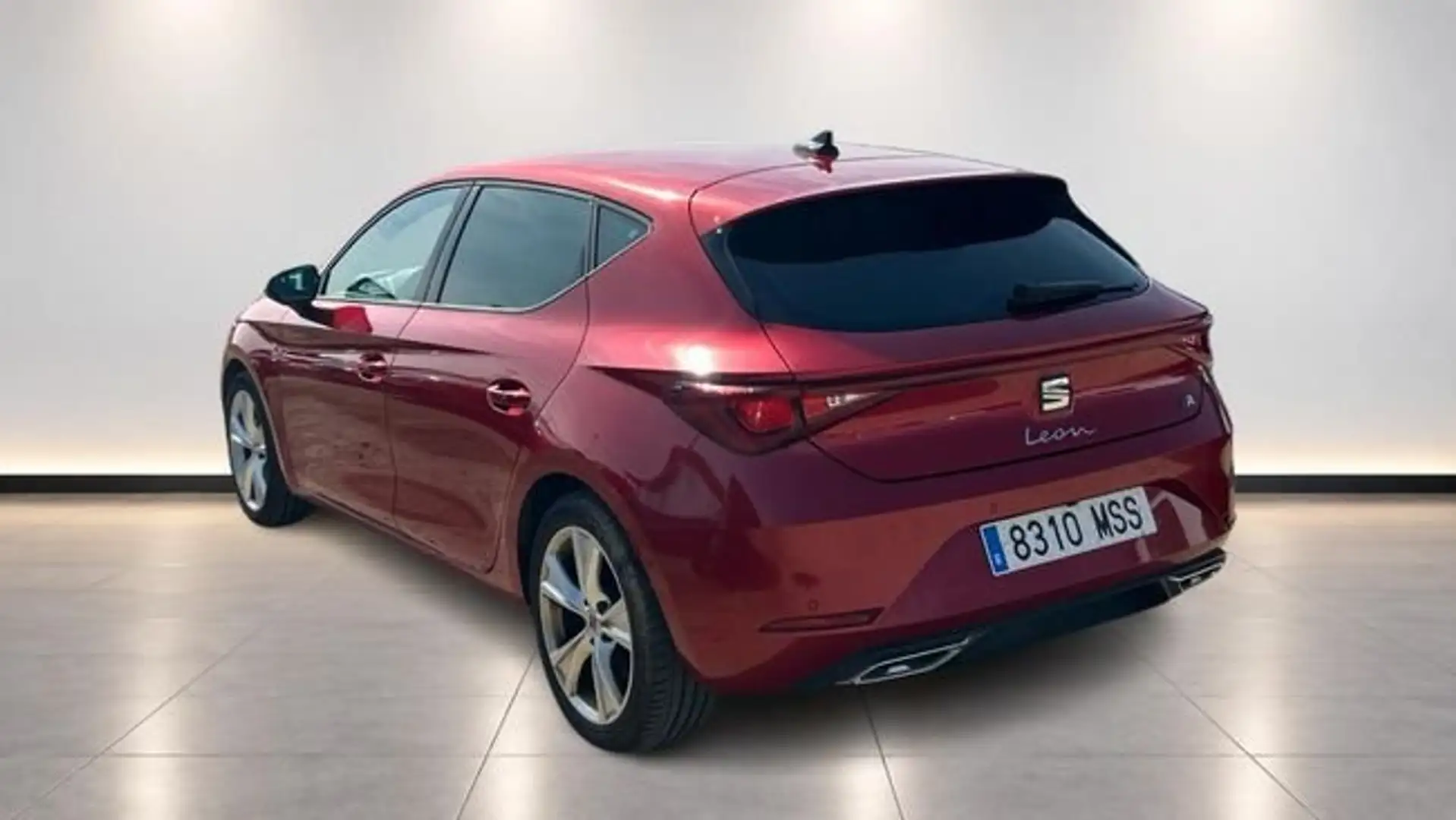 SEAT Leon 1.0 TSI S&S FR 25º Aniversario 110 Rojo - 2