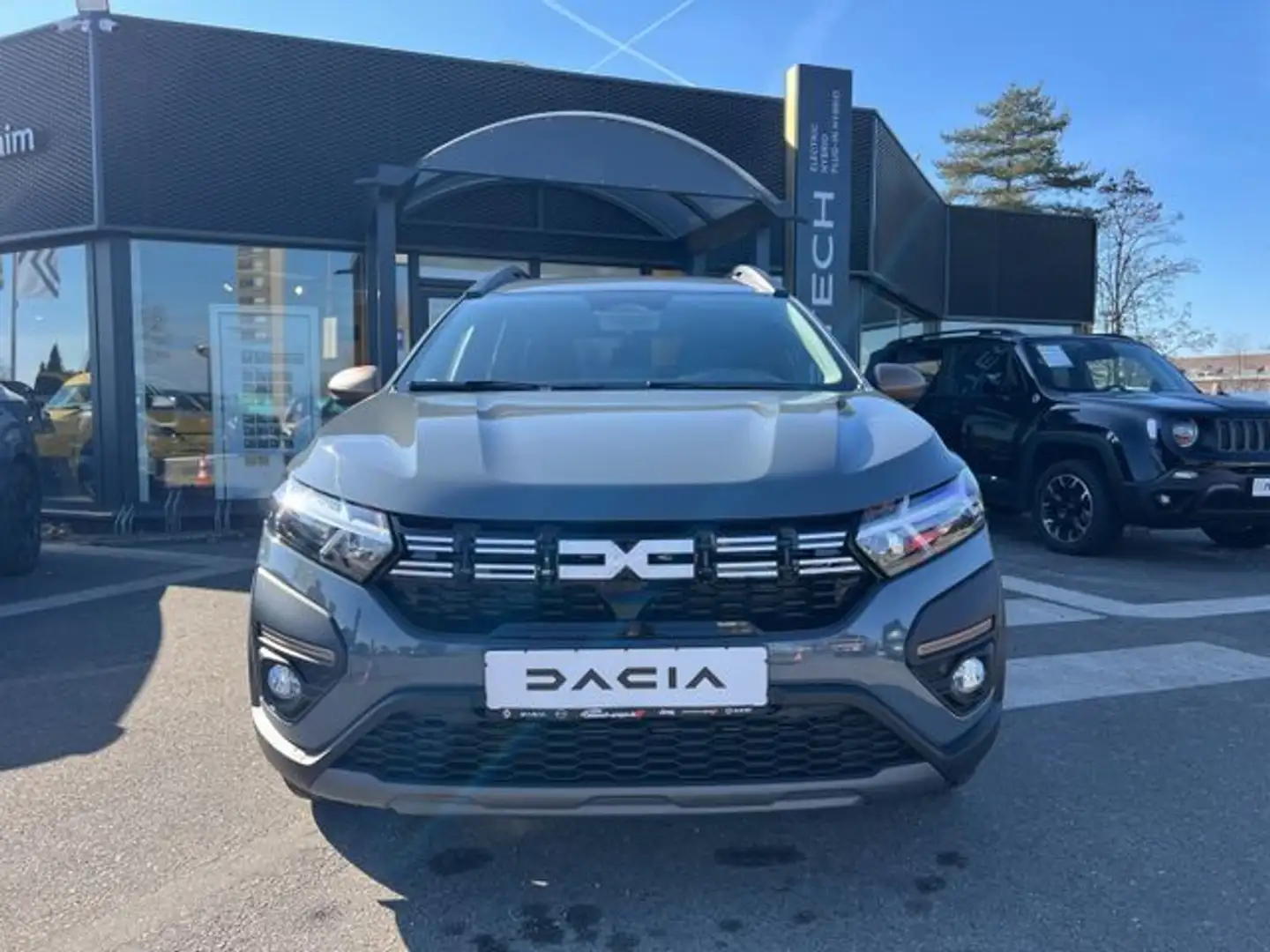 Dacia Jogger Extreme 1.6 HYBRID 140 EU6e Grau - 2