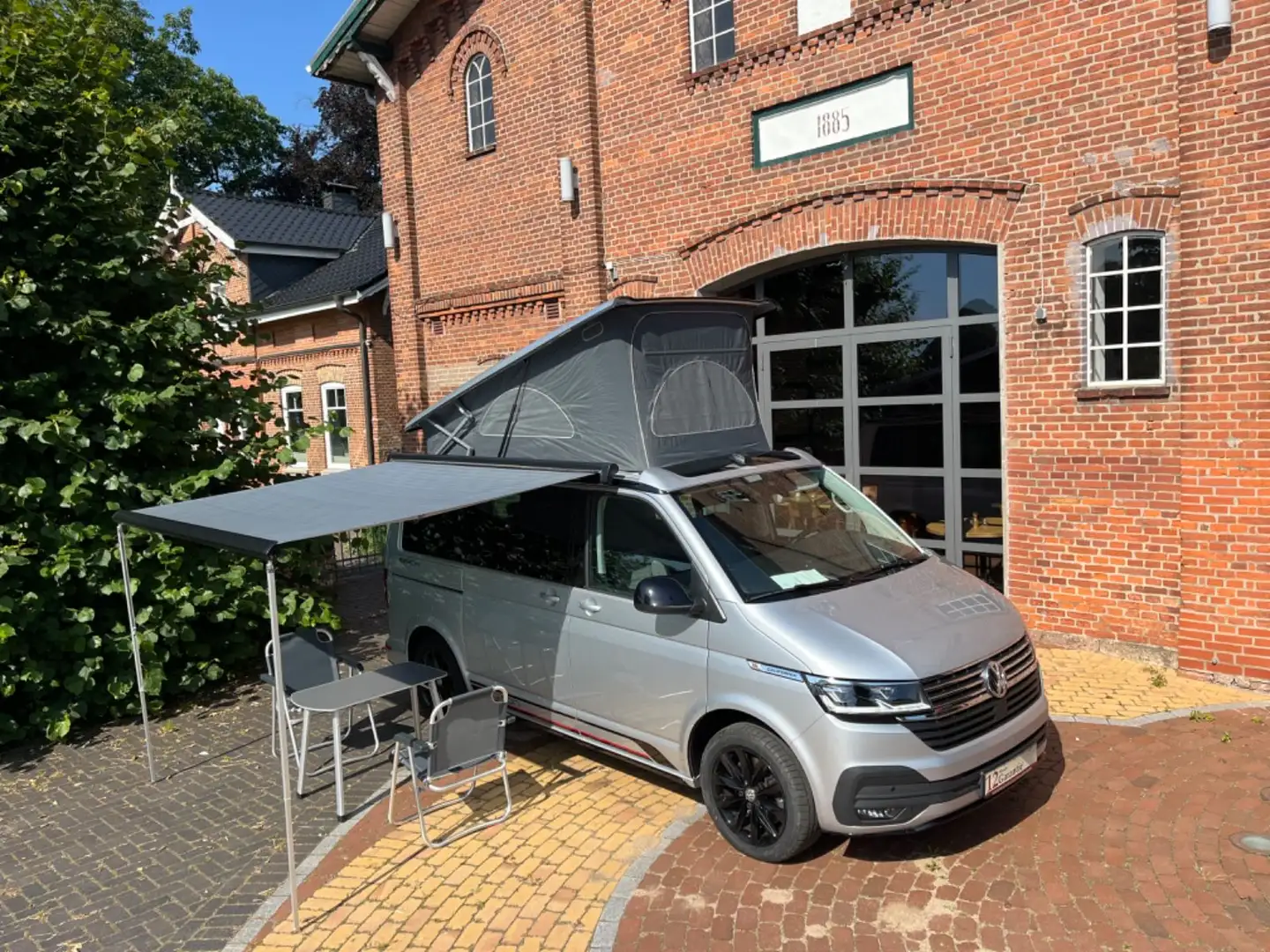 Volkswagen T6 California T6.1  California Allrad Sportpaket/Sperre/Küche Argent - 2