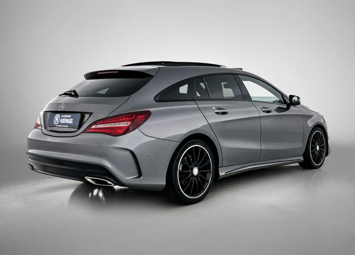 Mercedes-Benz CLA 200 Shooting Brake Prestige Automaat | Panoramadak | S Grau - 2