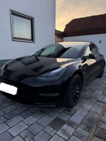 Imagine Tesla Model 3 Langstreckenbatt. Allradantrieb Dual Motor Perform