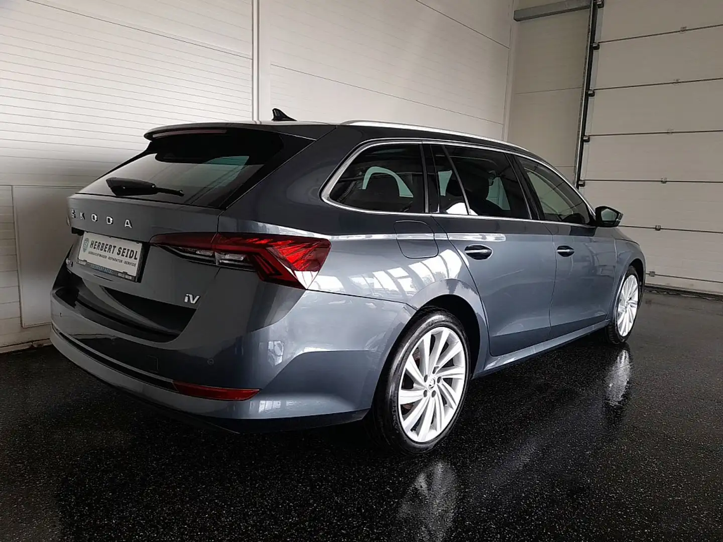 Skoda Octavia Combi STYLE PHEV DSG *18 ZOLL / LED & DYN BLINK... Grau - 2