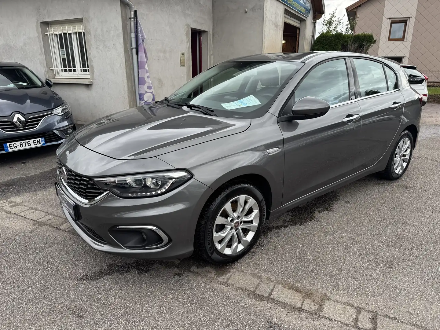 Fiat Tipo 1.4 T-JET 120CH EASY S/S 5P Gris - 1
