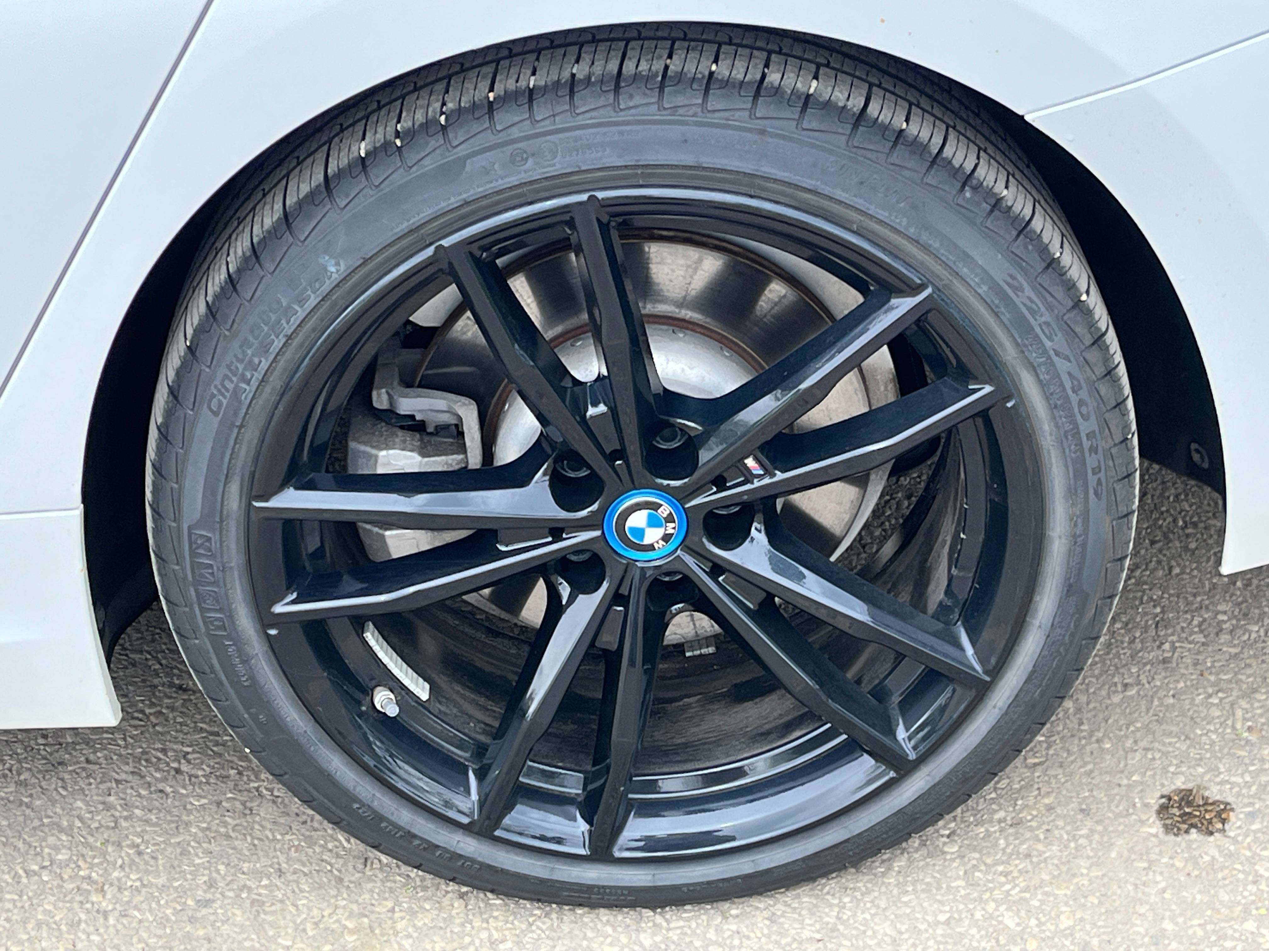 2023 BMW 3 Series 330e Plug-in Hybrid Sports Sedan AWD 10,970 km thumb 20