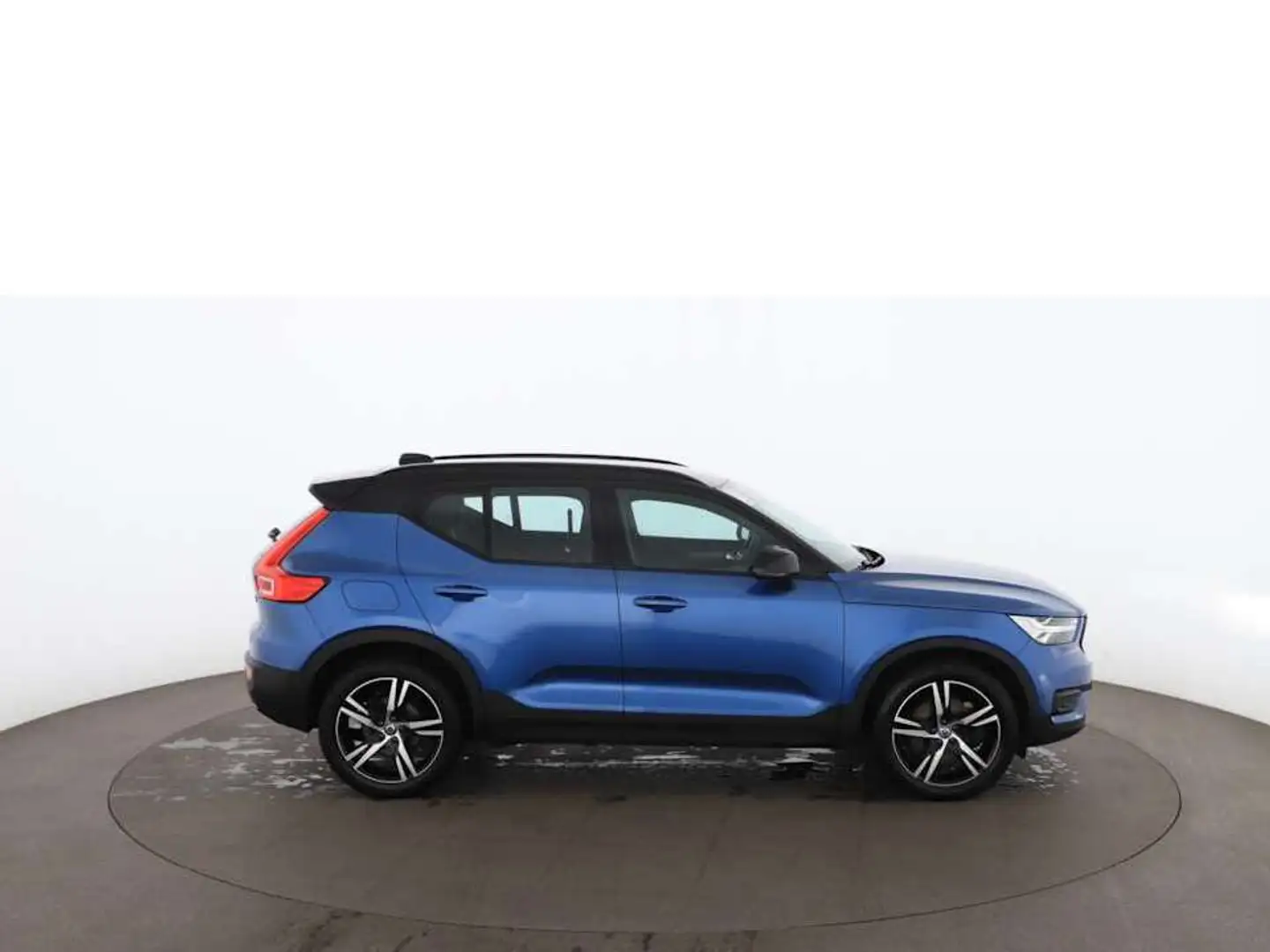 Volvo XC40 T5 PHEV R Design Aut LED STANDHZ 360-CAM AHK Blau - 2