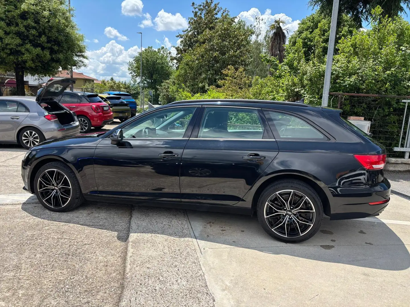 Audi A4 Avant 2.0Tdi 150cv S-tronic Led - Cerchi 18 - Navi Nero - 2