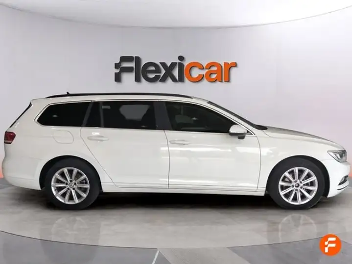 Volkswagen Passat VARIANT 2.0 TDI BMT Advance DSG 2019, foto 3