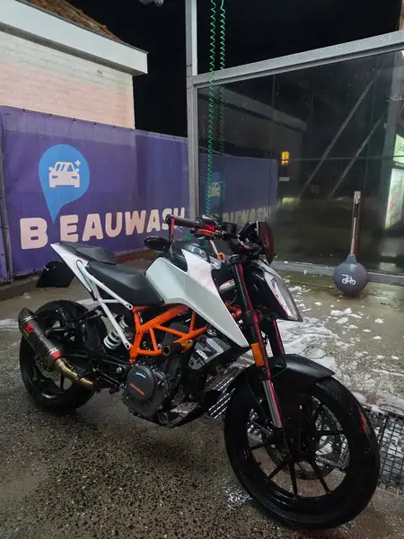 KTM 390 Duke - foto 2