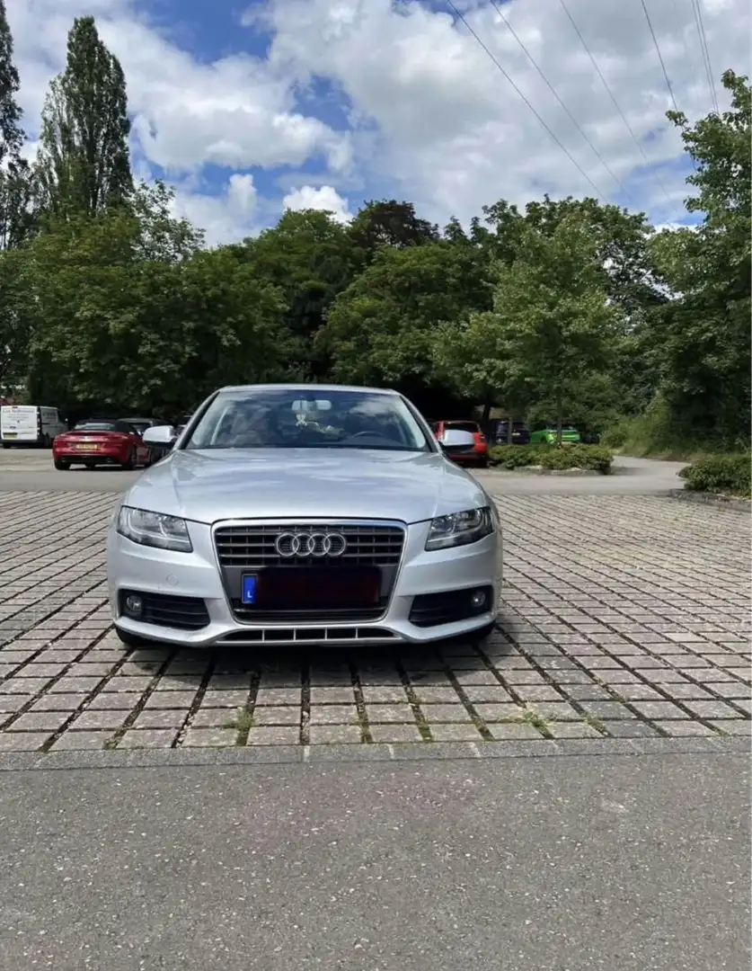 Audi A4 Avant 2.0 TDI DPF Ambiente - 1