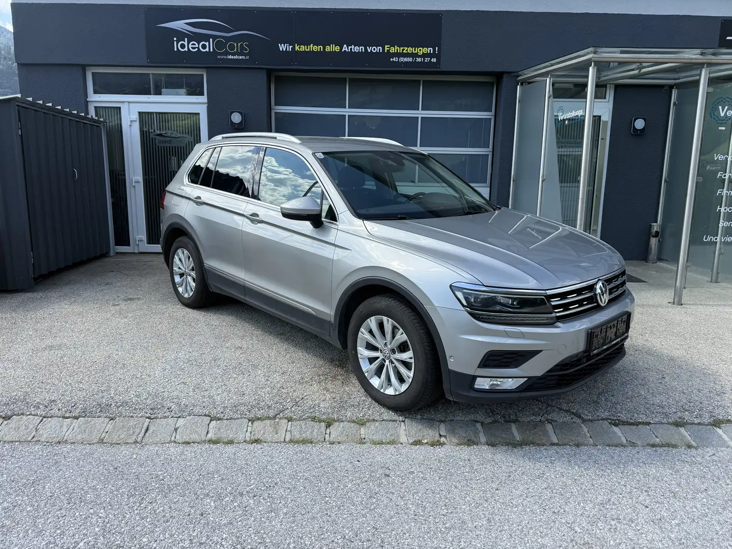 Volkswagen Tiguan 2,0 TDI SCR Trendline - 1