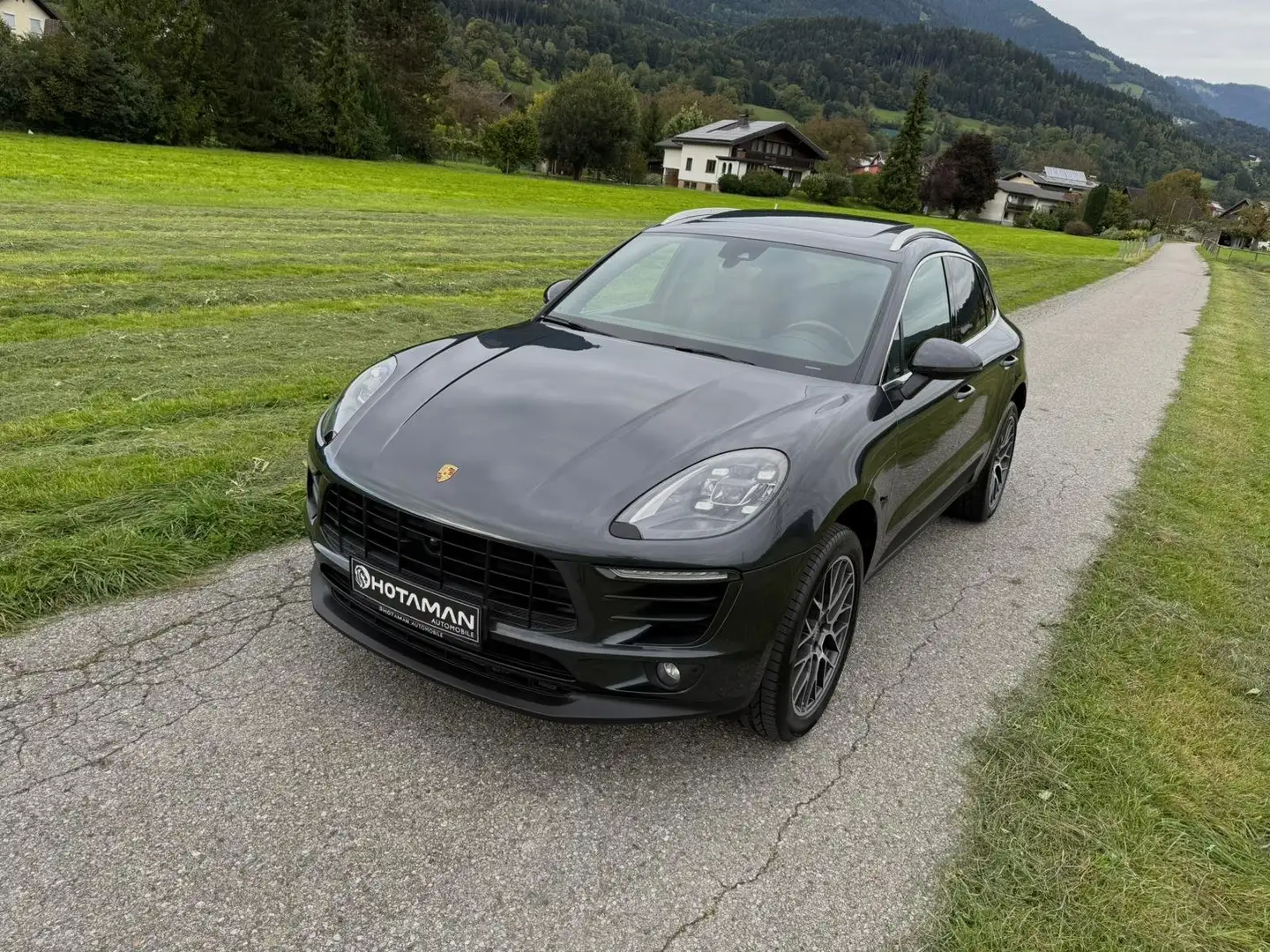 Porsche Macan 2.0 TFSI PANO SITZBELÜFTUNG AHK VORBEREITUNG Grau - 1