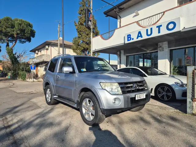 Mitsubishi Pajero Pajero IV 2007 3p 3.2 CR Intense