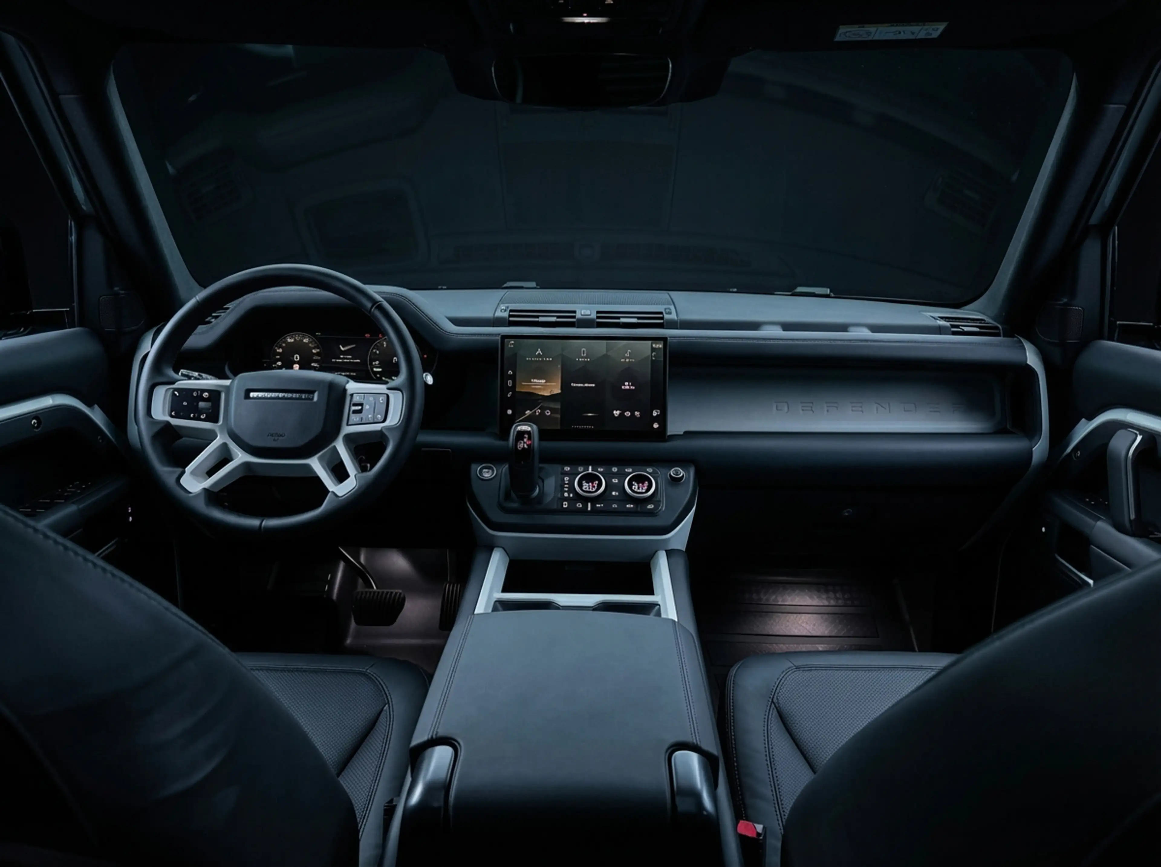 Land Rover Defender 110 P300e 110 X-Dynamic HSE URBAN Tailored by Klaa — photo 10