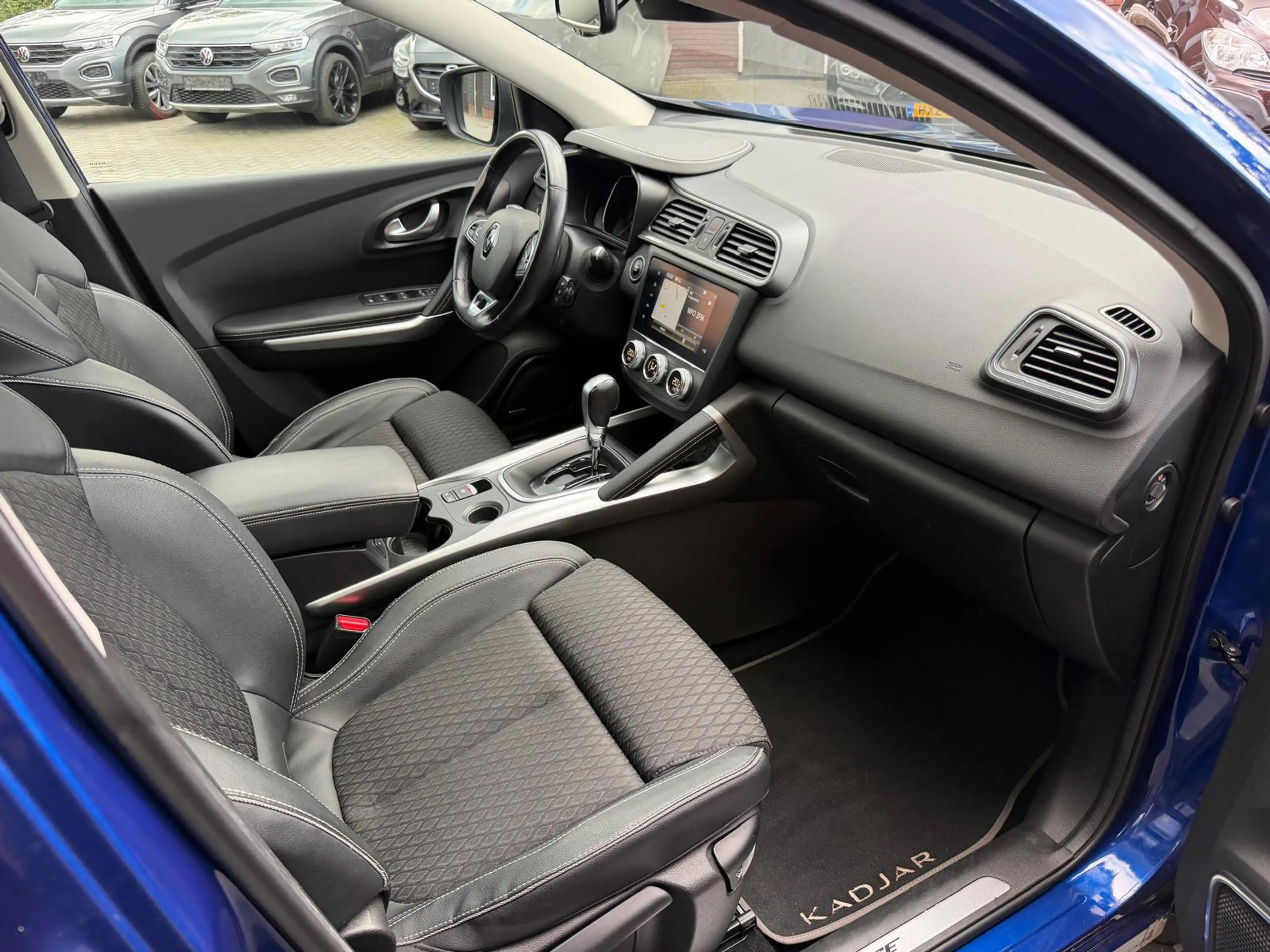 Renault Kadjar 1.3 TCe Bose| Trekhaak| Pano| Dodehoek| Stoelverwa — photo 30