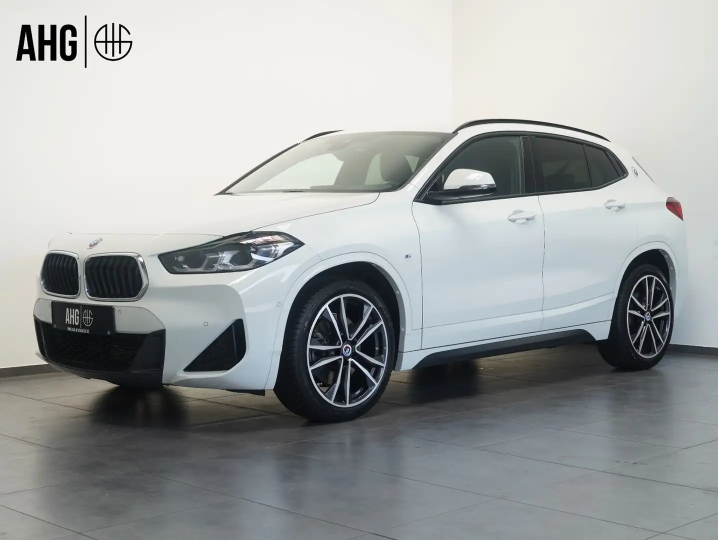 BMW X2 sDrive 20 i M Sport LED/HEADUP/KEYLESS/KAMERA Weiß - 1
