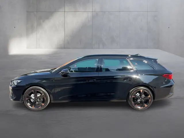 Cupra Leon view 2