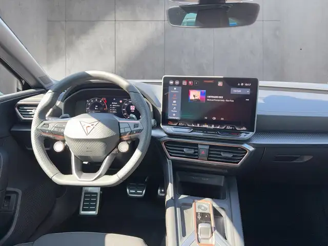 Cupra Leon view 11