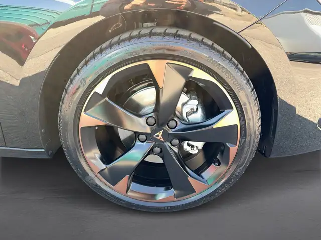 Cupra Leon view 7