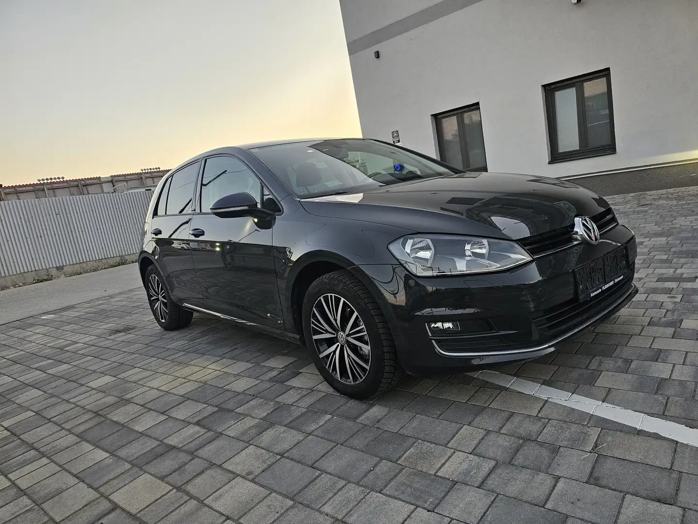 Volkswagen Golf Golf Highline 1,6 BMT TDI Highline Grau - 2