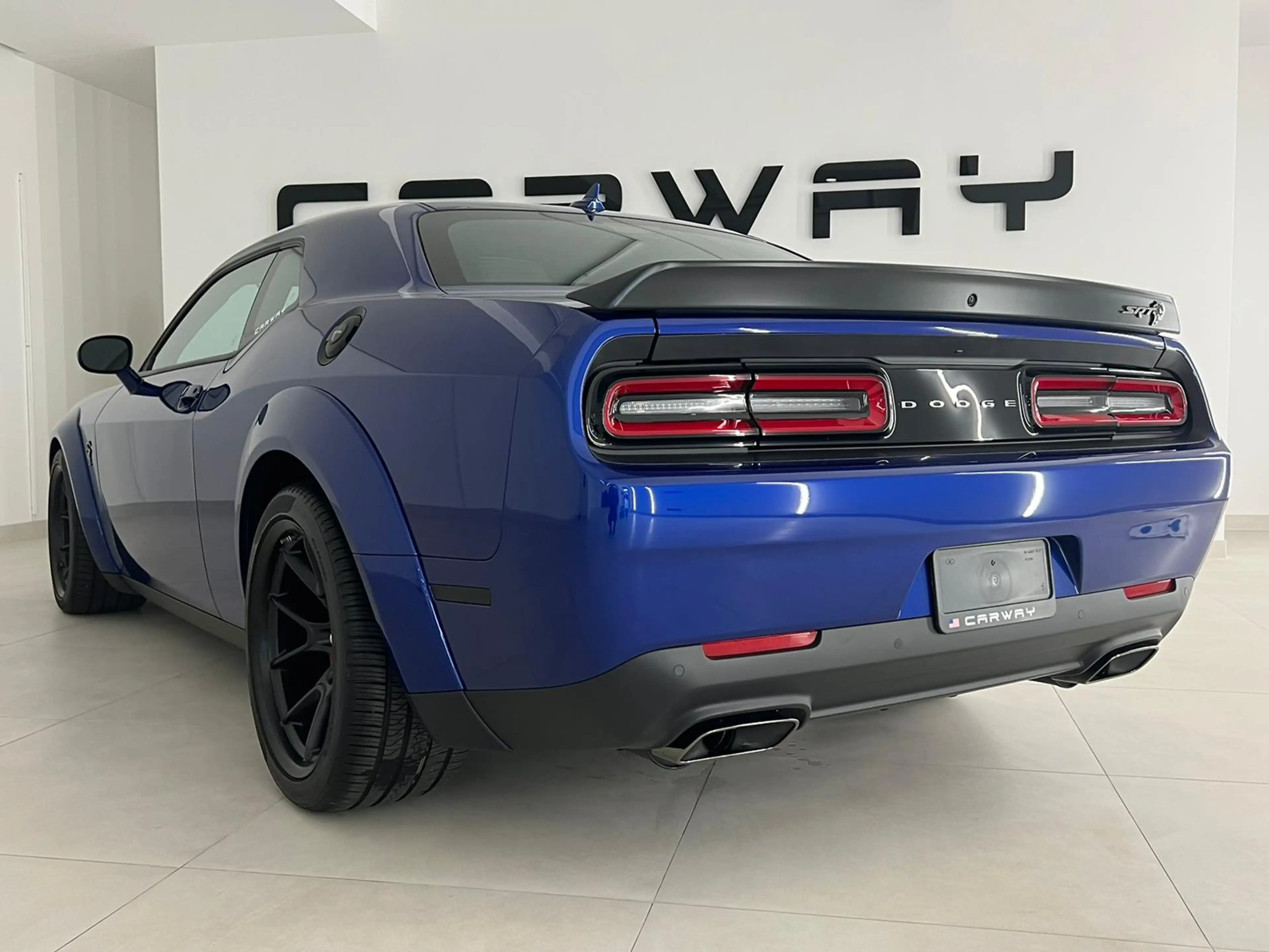 Dodge Challenger SRT Hellcat Redeye Widebody Jailbreak — photo 9