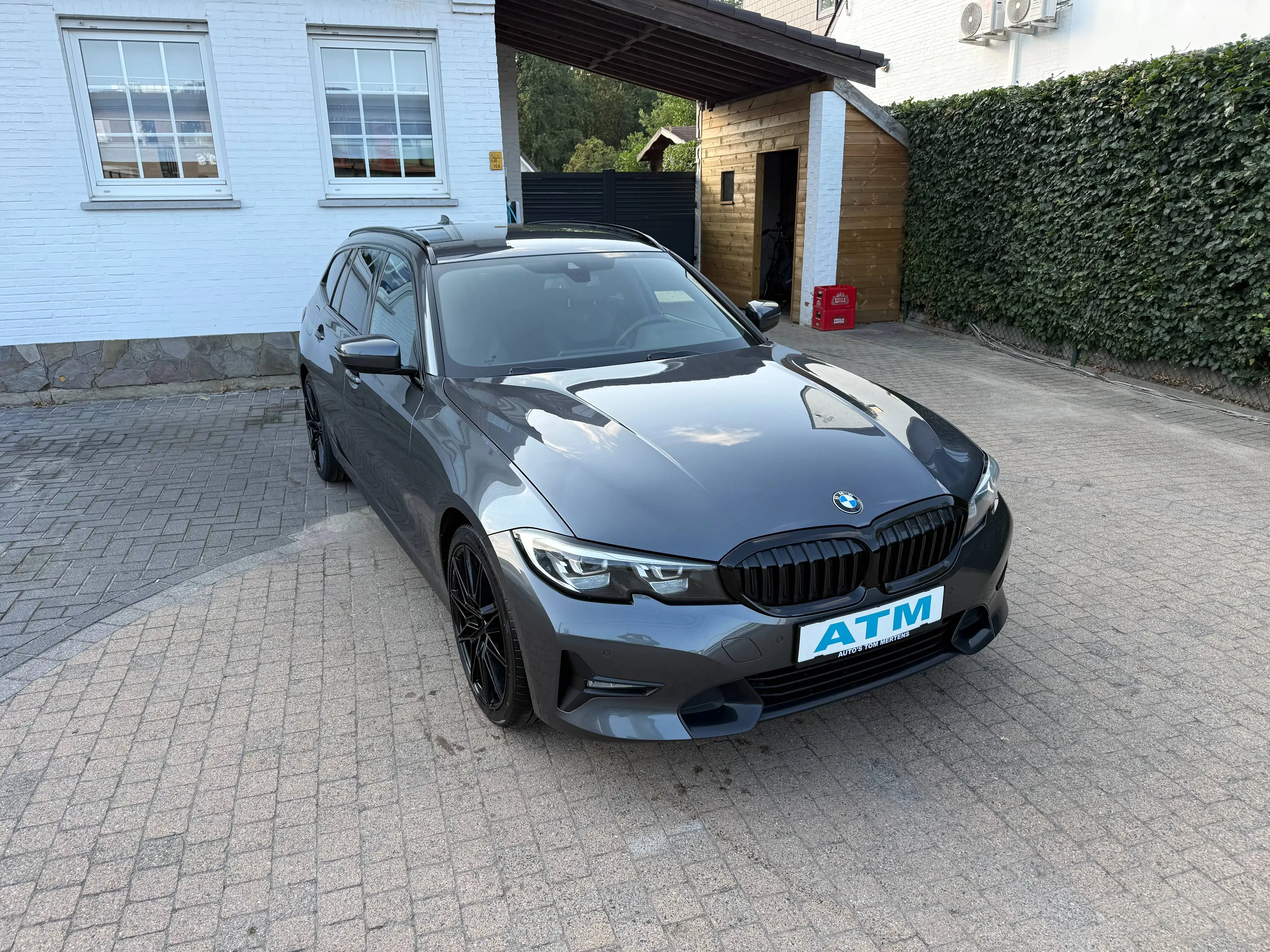 BMW 318 Touring 318 dA MHEV M Sport/Leder/pdc V&A/Blackline/Navi/M sport stuur/Sport ophanging/LANE ASSIST