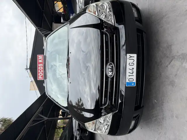 Kia Carnival 2.9CRDI EX-Concept