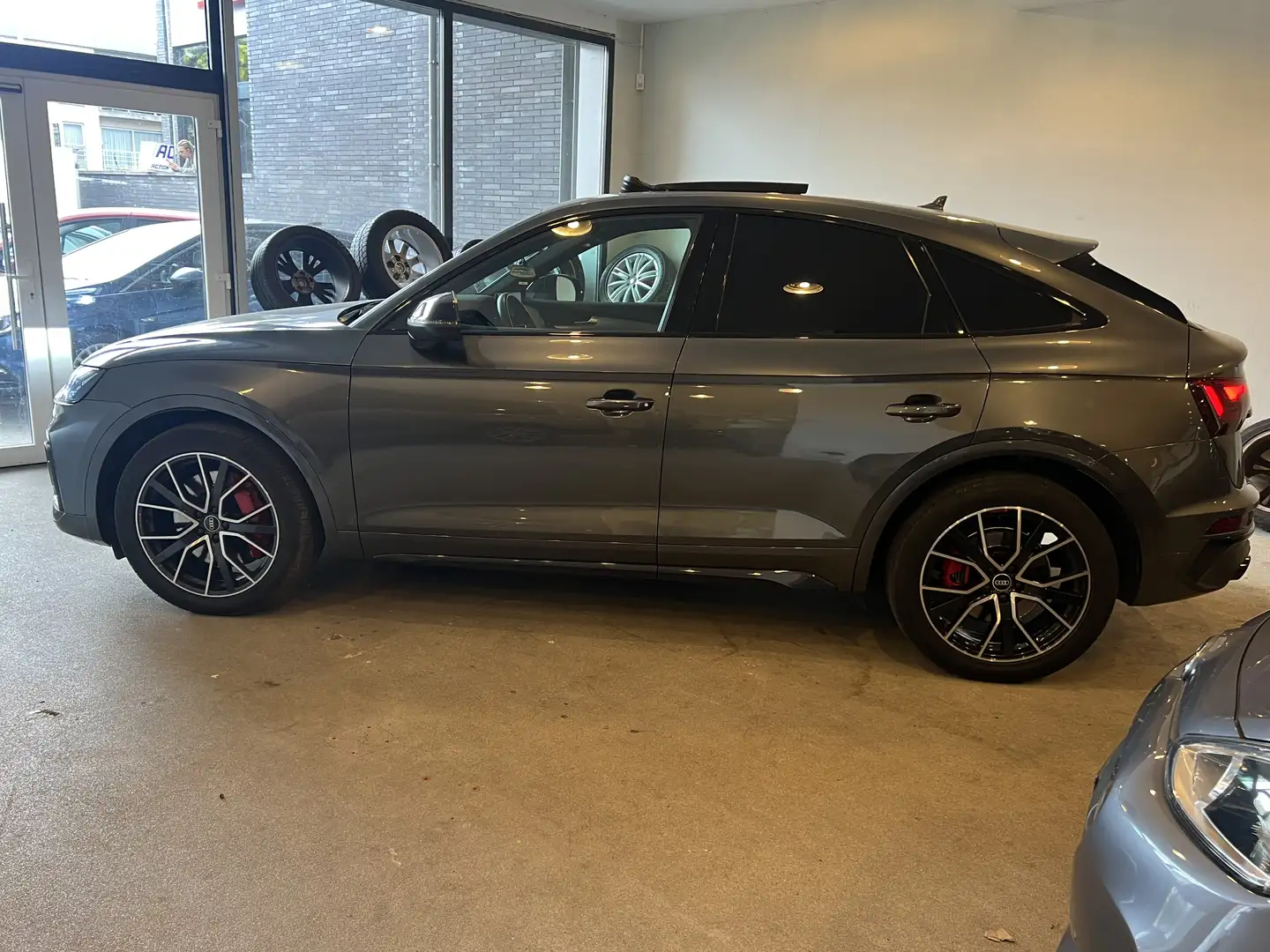 Audi SQ5 3.0 TDi V6 Quattro Tiptronic s-line Grijs - 1