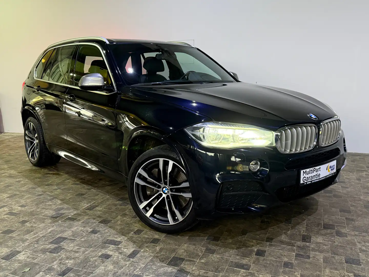 BMW X5 M50 d, LED, Pano-Dach Schwarz - 2