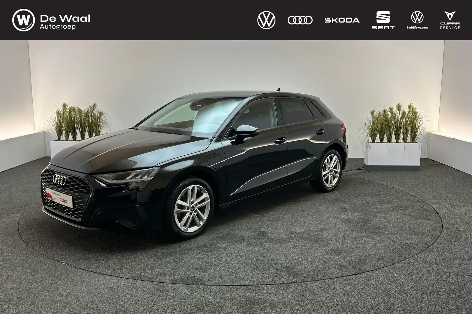 Audi A3 Sportback 40 TFSI e 204pk S tronic Edition | Adapt Zwart - 1