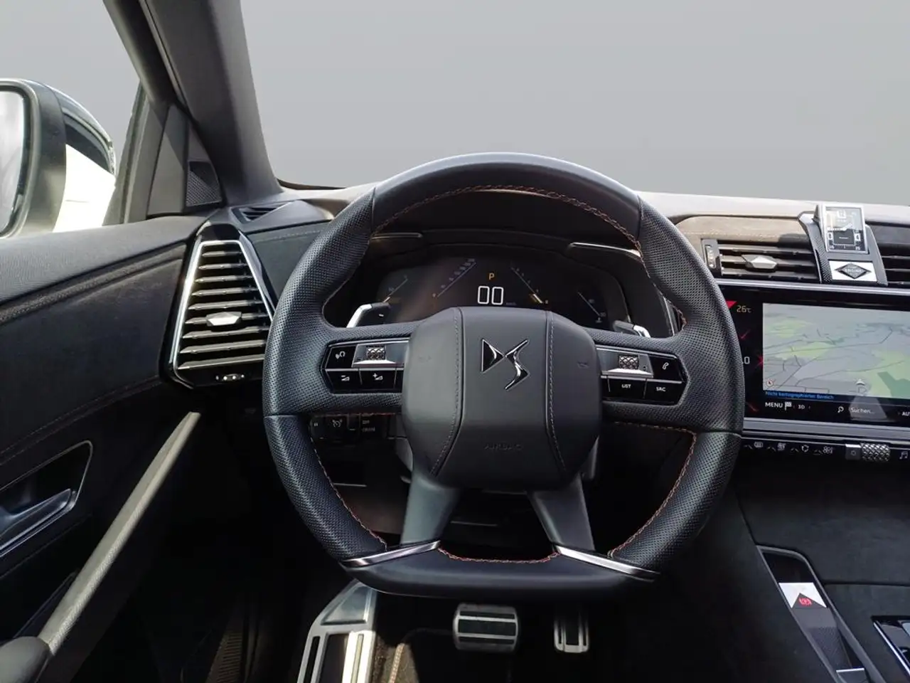 DS Automobiles DS 7 Crossback BlueHDi 130 Performance Line+ 14