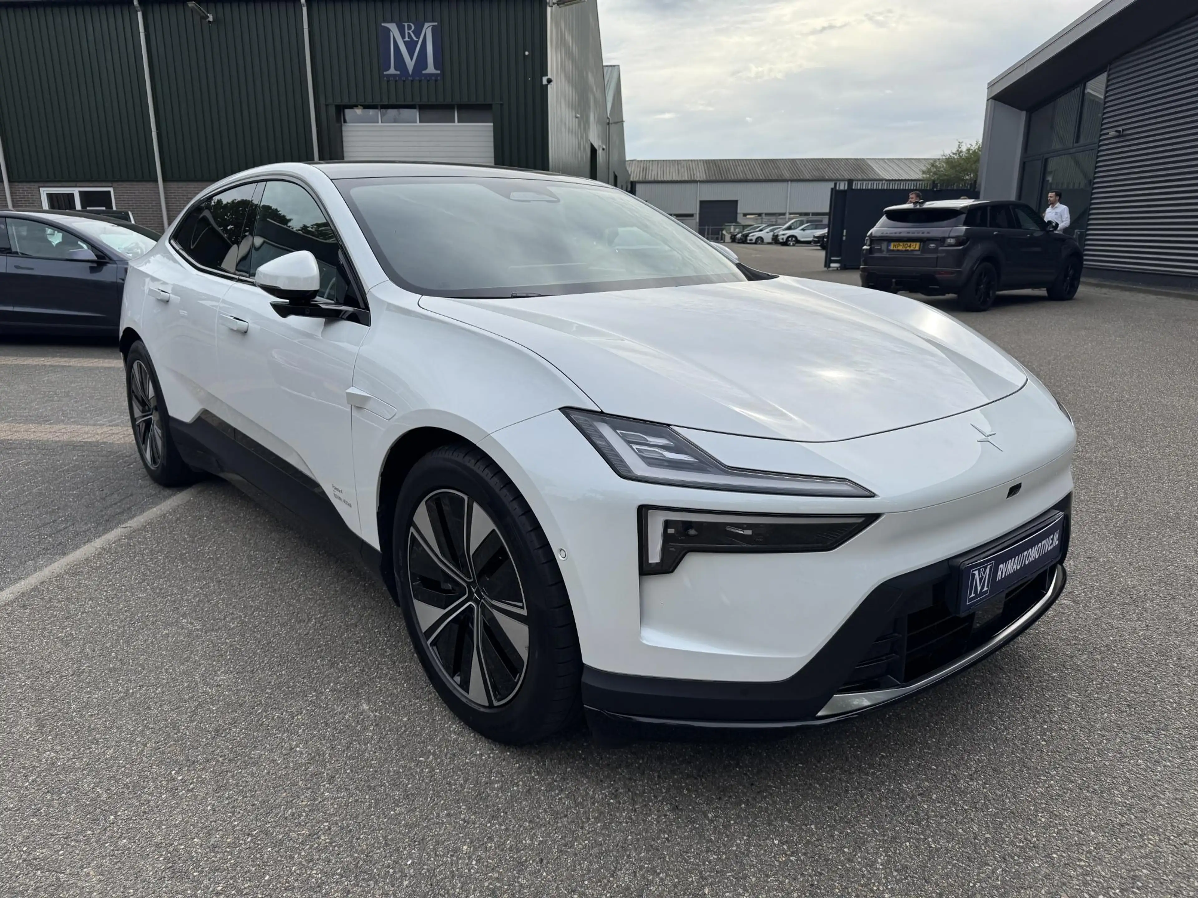 Polestar 4 Long Range Dual motor 100 kWh | SURROUND VIEW |  H — photo 8