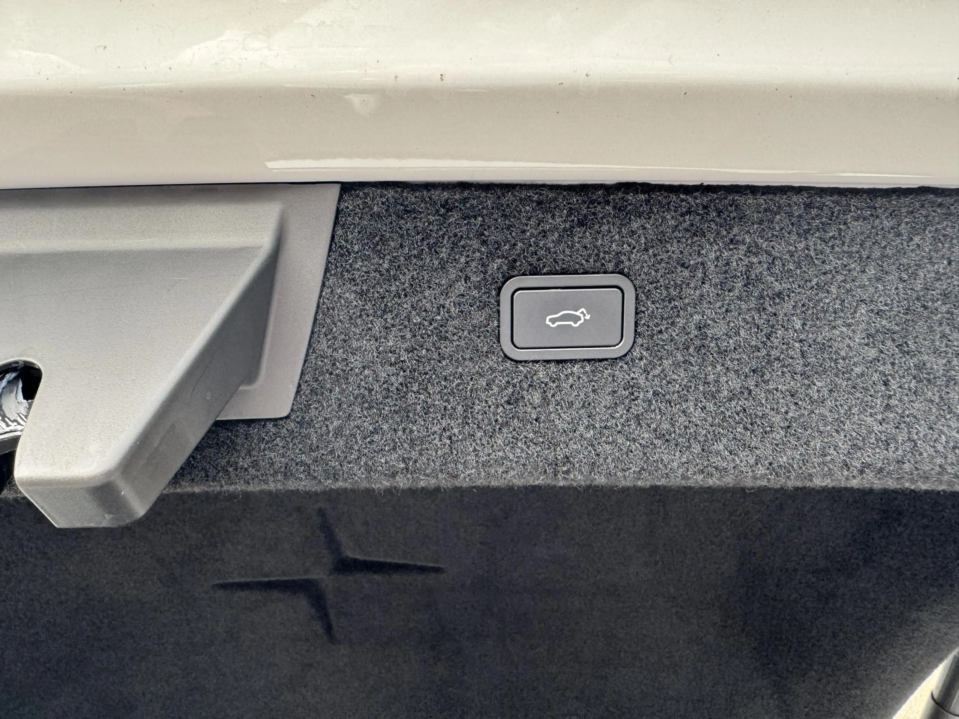 Polestar 4 Long Range Dual motor 100 kWh | SURROUND VIEW |  H — photo 17