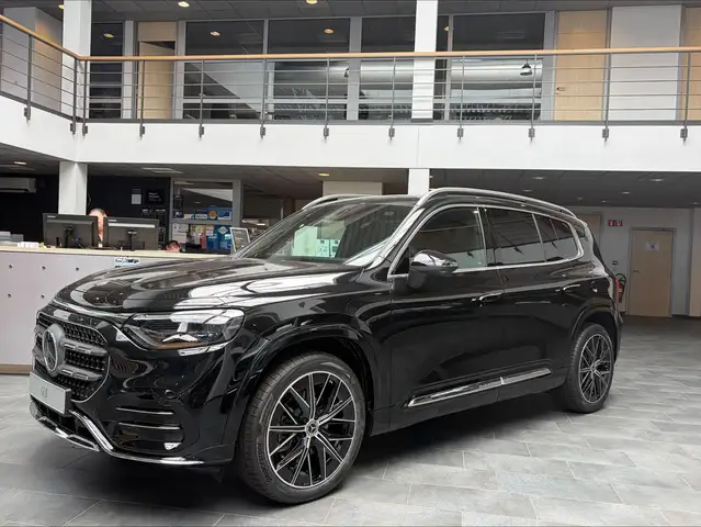 Mercedes-Benz GLB 180