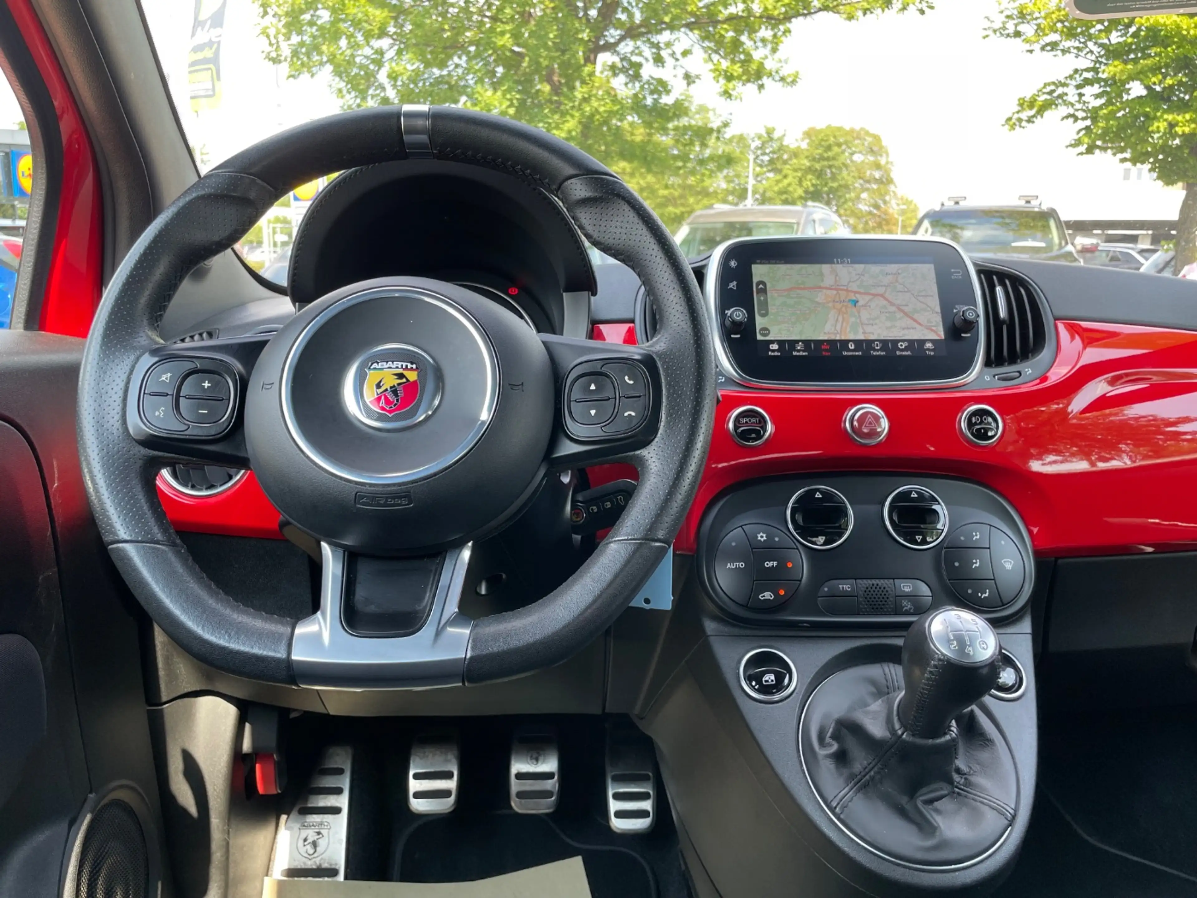 Abarth 595 1.4 T-Jet 16V BI-XENON*NAV*KLIMAAUT*PDC*URBAN — photo 10