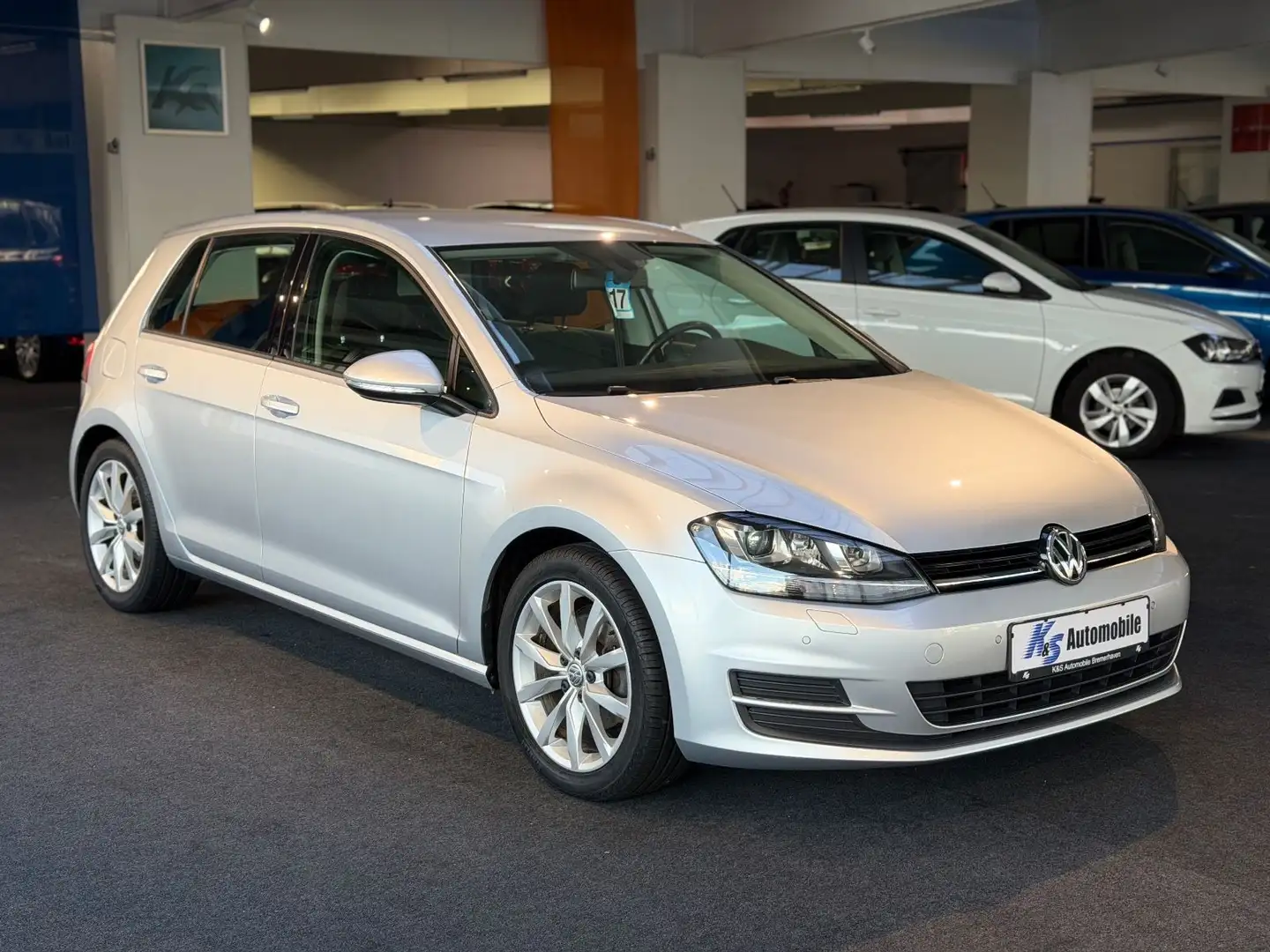 Volkswagen Golf VII Lim. Comfortline*PDC*XENON*TEMPO*SITZH. Silber - 1