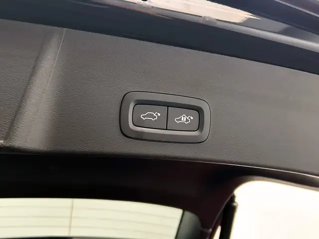 Volvo XC40 view 15