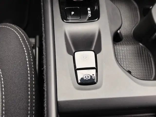 Volvo XC40 view 25