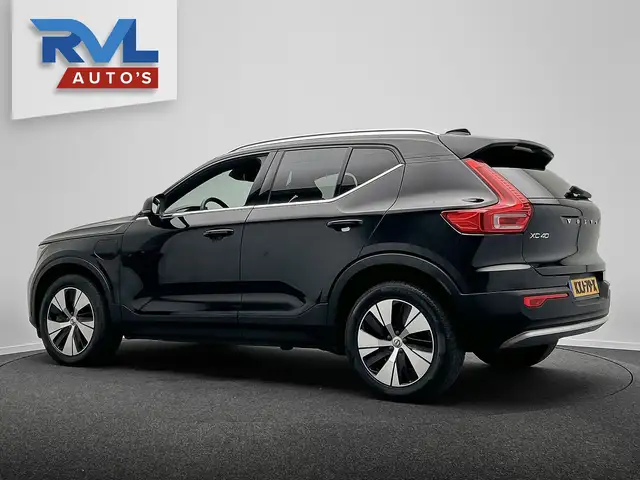 Volvo XC40 view 17