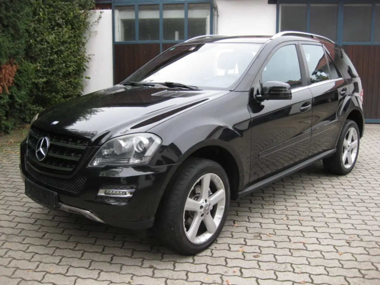 Mercedes-Benz ML 300